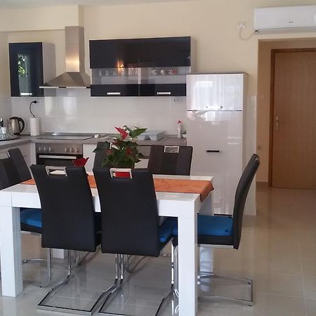 Apartment Anita Vodice Kültér fotó