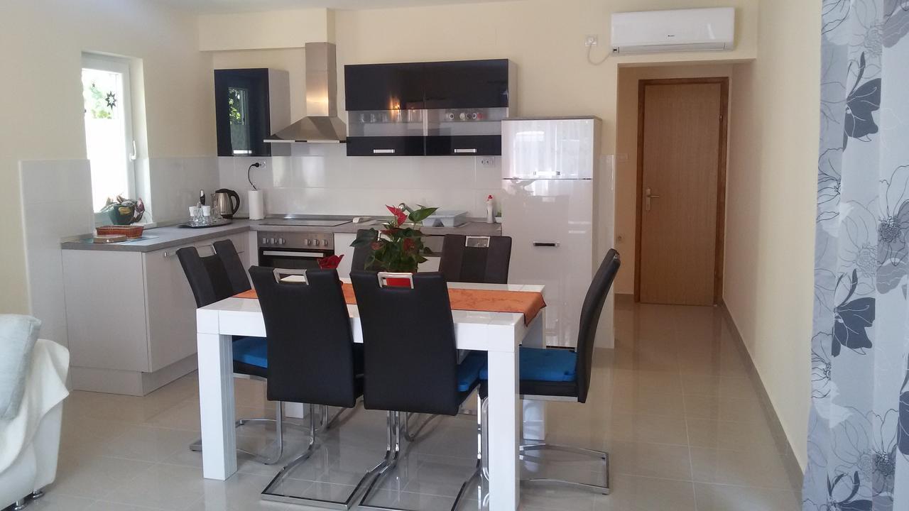 Apartment Anita Vodice Kültér fotó
